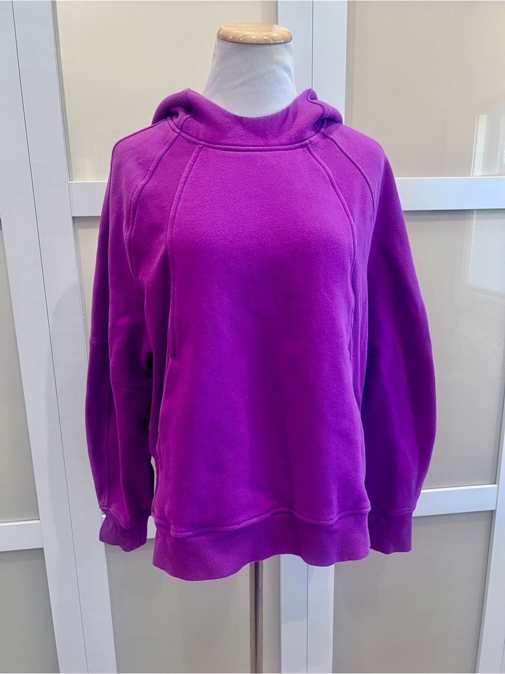"Lululemon Scuba Oversized Side-Slit Hoodie in Vivid Plum -Sz M/L